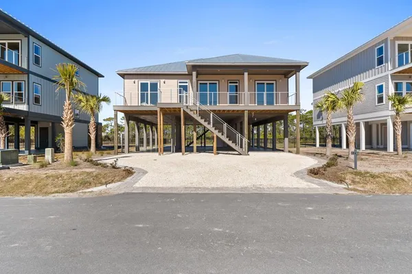 $1,499,000 | 2238 Nella Nook, St. George Island, FL 32328