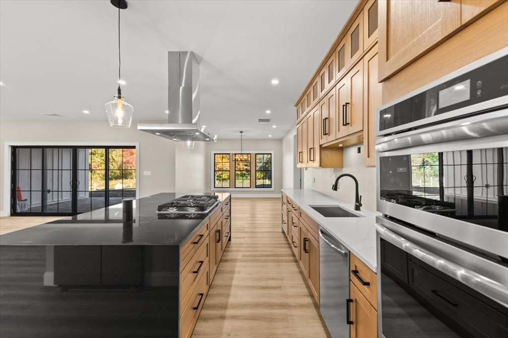 65 Marvel Street Swansea, MA 02777 - Photo 12 of 42