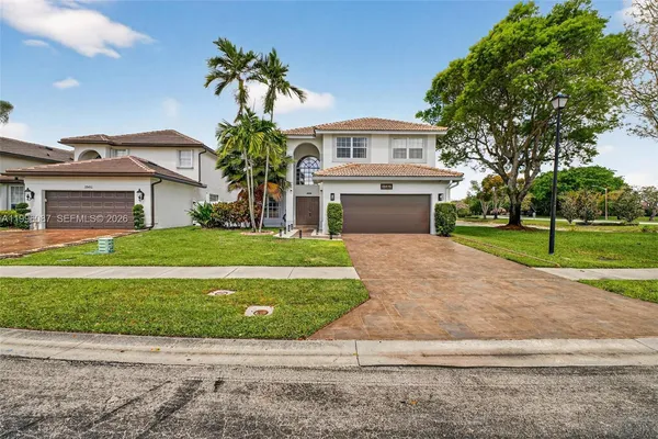 $860,000 | 18498 East Covington Trace, Boca Raton, FL 33498
