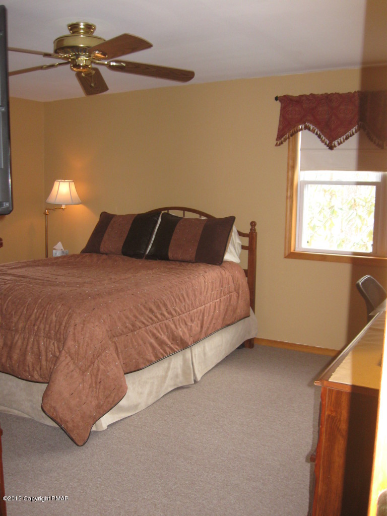 771 White Oak Road Cresco, PA 18326 - Photo 11 of 34 master