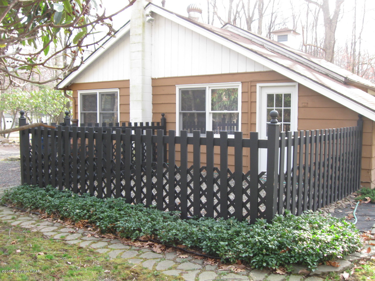771 White Oak Road Cresco, PA 18326 - Photo 21 of 34 side fenced area
