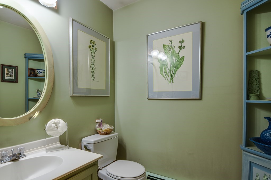 11 Lookout Farm Road Natick, MA 01760 - Photo 14 of 25 Gallery Image 14