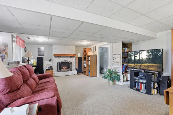 $435,000 | 3604 33rd Avenue Northeast, St. Anthony, MN 55418