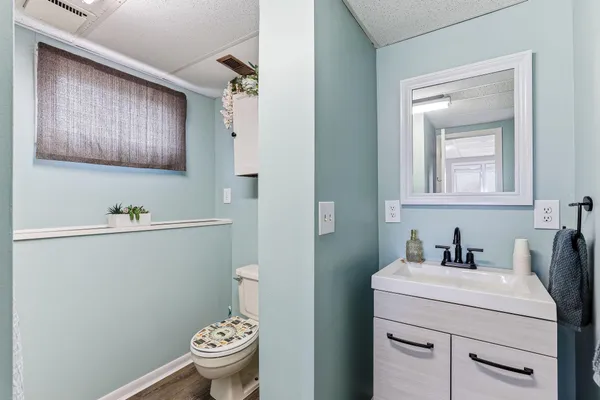 $435,000 | 3604 33rd Avenue Northeast, St. Anthony, MN 55418