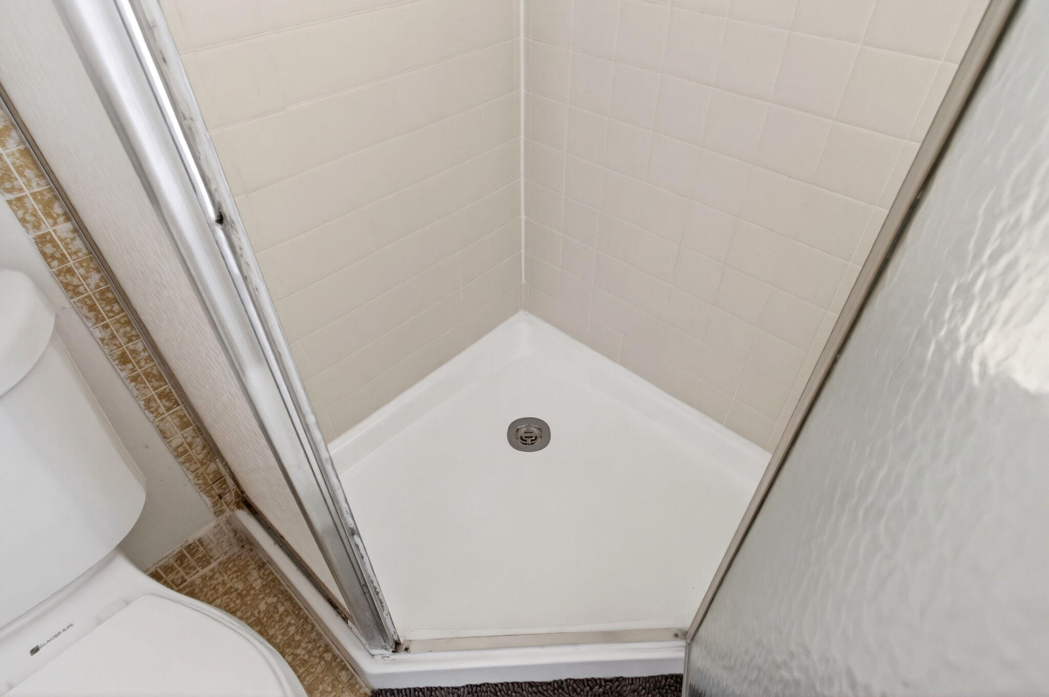 600 Southwest 2nd Avenue, Unit 240 Boca Raton, FL 33432 - Photo 22 of 54 Freshly Painted Shower