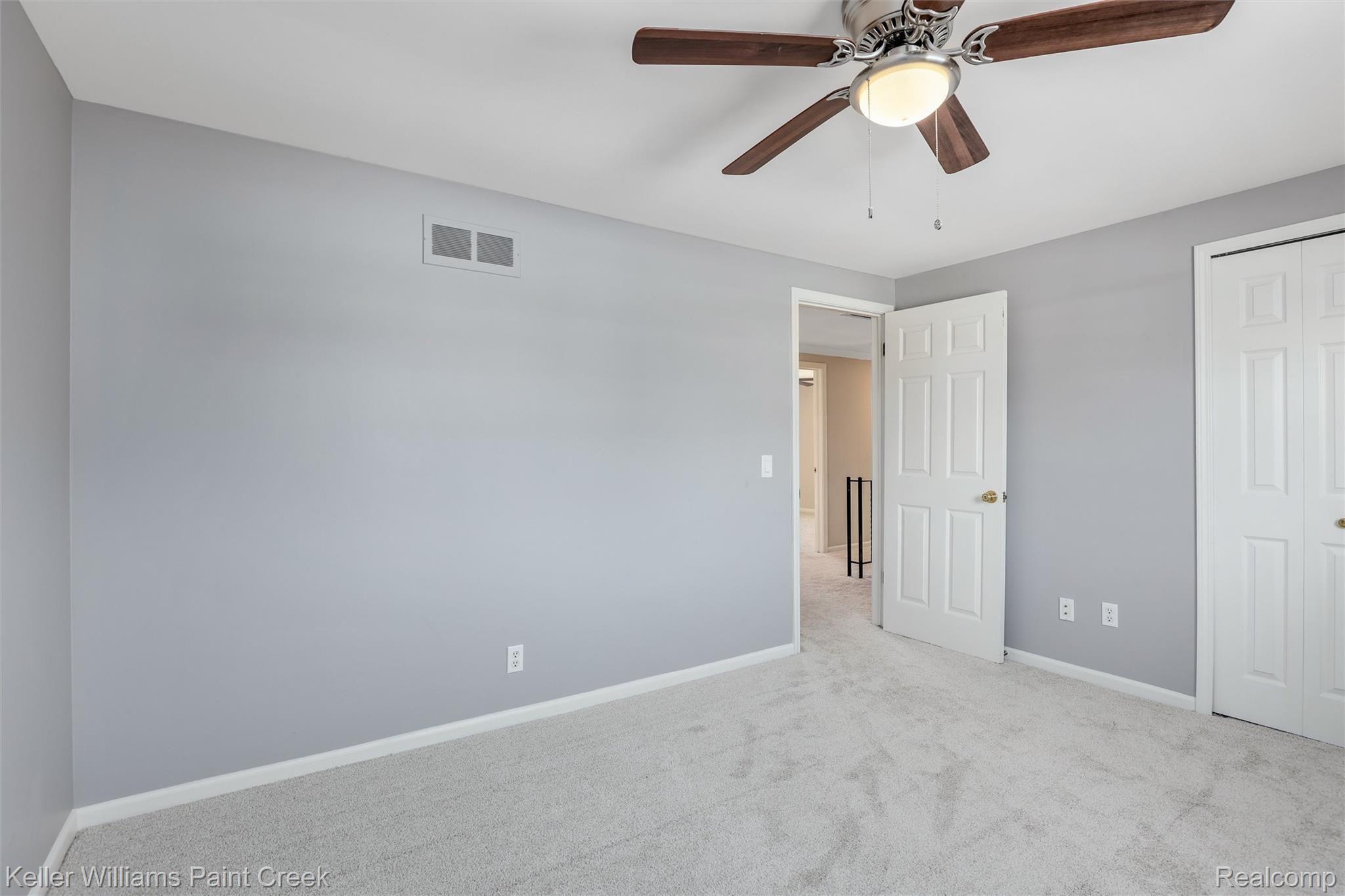 1886 Snowden Court Rochester, MI 48306 - Photo 23 of 41 Bedroom
