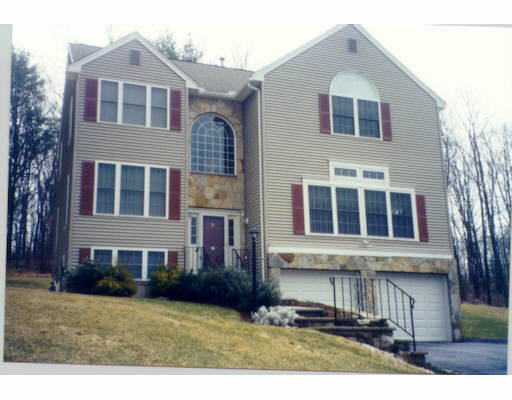 9 Tree Top Way Methuen, MA 01844 - Photo 1 of 1 Gallery Image 1
