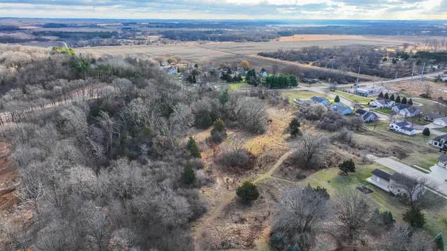 $150,000 | 2941 Hunters Trail, Portage, WI 53901