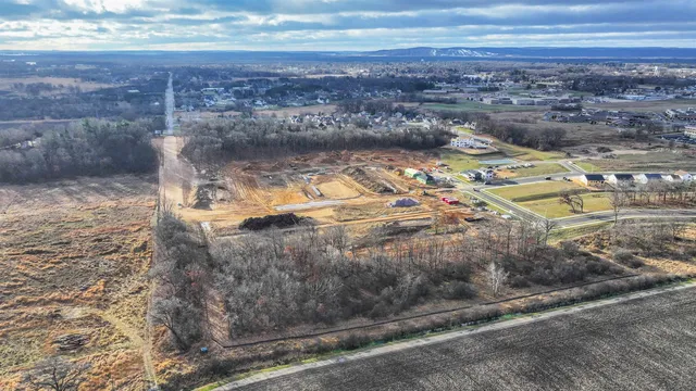 $150,000 | 2941 Hunters Trail, Portage, WI 53901