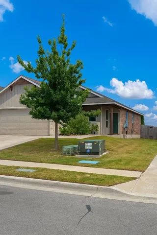 $1,900 | 302 Eves Necklace Dr., Buda, TX 78610