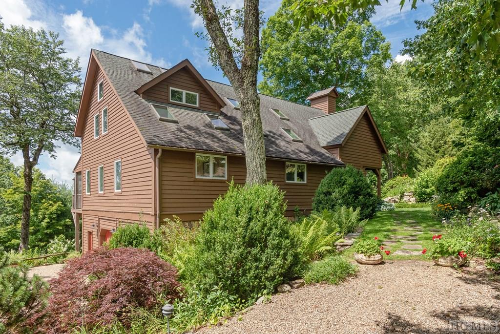 1695 Big Sheepcliff Road Cashiers, NC 28717 - Photo 2 of 74 Gallery Image 2