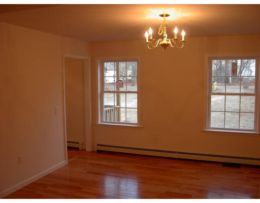 5 Birch Road Natick, MA 01760 - Photo 3 of 7