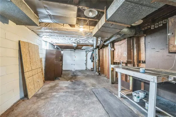 $890 | 504 1st Street, Charleroi, PA 15022