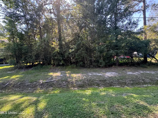 $5,000 | 7111 Sunflower Street, Bay St. Louis, MS 39520