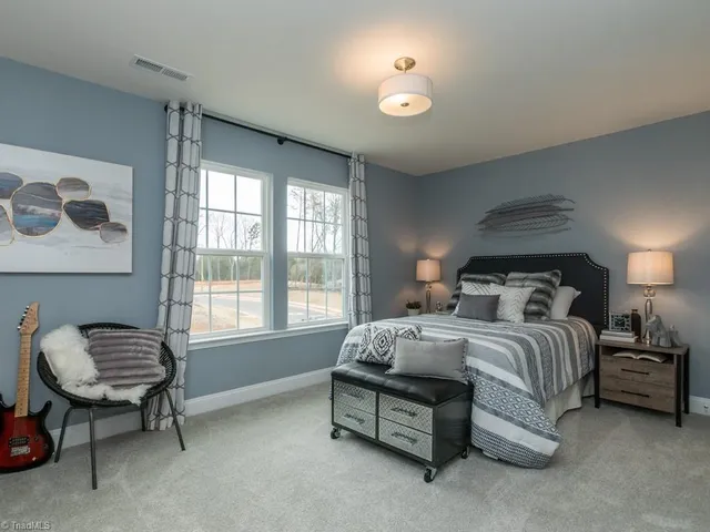 800 Heartpine Drive, Mebane, NC 27302