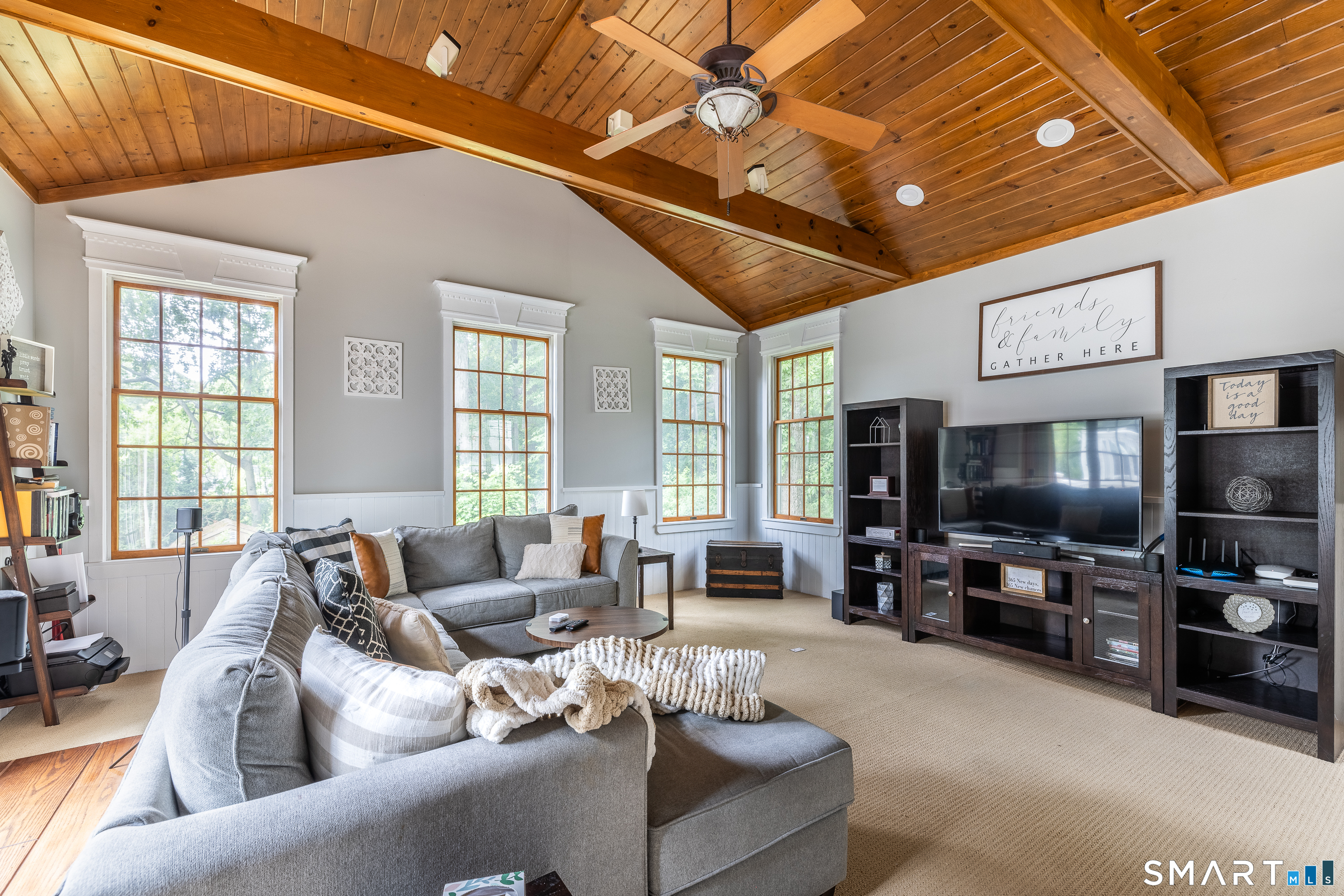 195 Luanne Road Stratford, CT 06614 - Photo 9 of 40