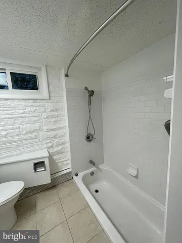 $1,100 | 4611 Edmonston Road, Unit B, Hyattsville, MD 20781