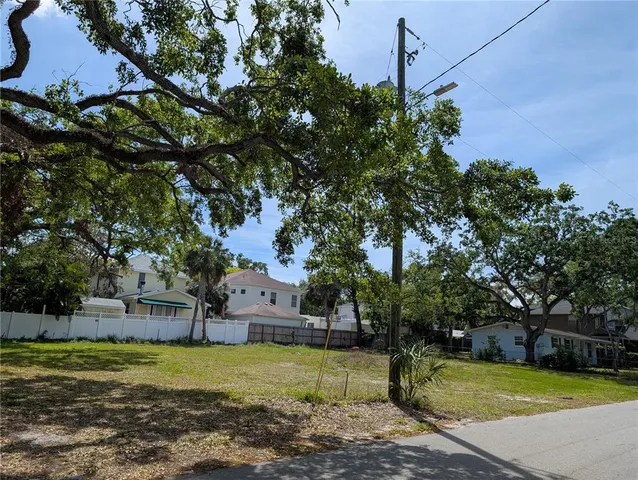 $525,000 | 3104 West Coachman Avenue, Tampa, FL 33611