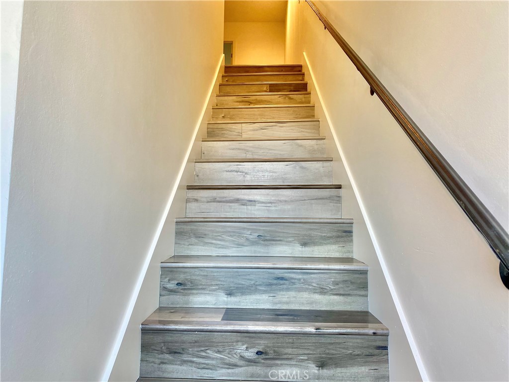 7327 Kester Avenue, Unit 6 Van Nuys, CA 91405 - Photo 23 of 39