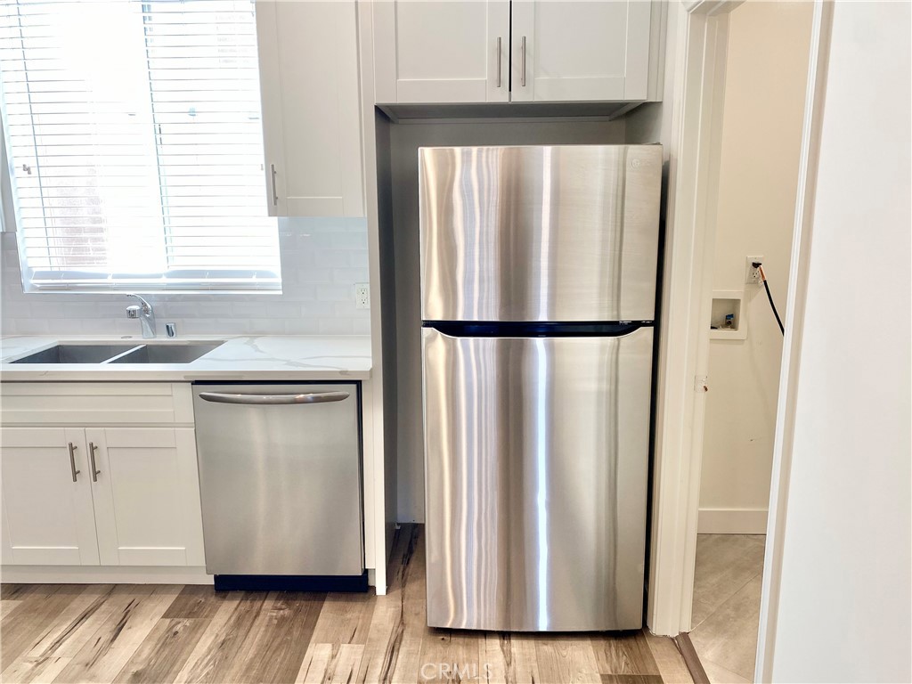 7327 Kester Avenue, Unit 6 Van Nuys, CA 91405 - Photo 27 of 39