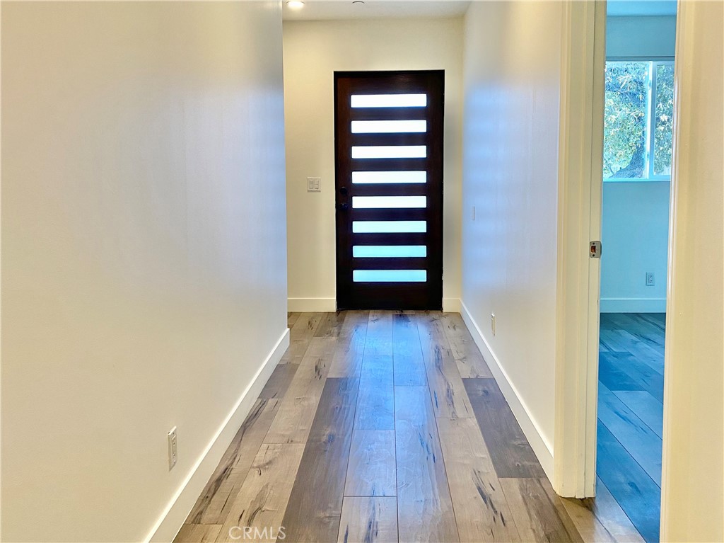 7327 Kester Avenue, Unit 6 Van Nuys, CA 91405 - Photo 32 of 39