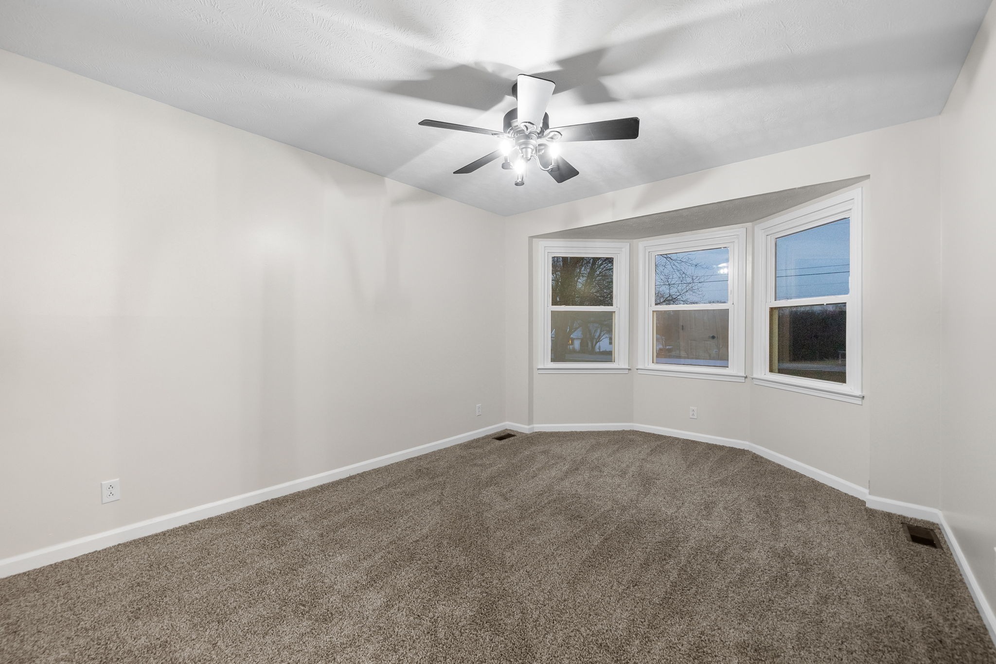 2025 Lock B Road North Clarksville, TN 37043 - Photo 16 of 42 Gallery Image 16