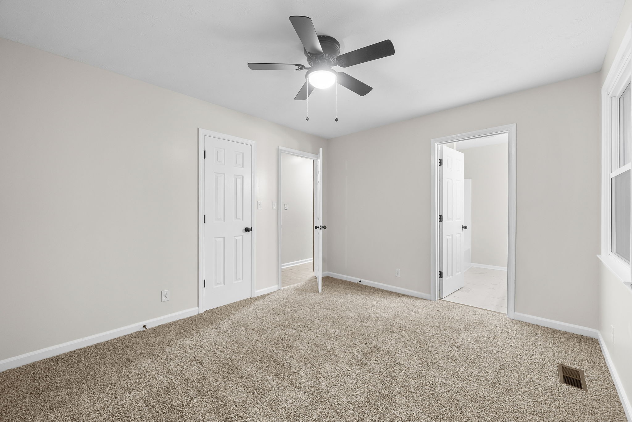 2025 Lock B Road North Clarksville, TN 37043 - Photo 25 of 42 Gallery Image 25