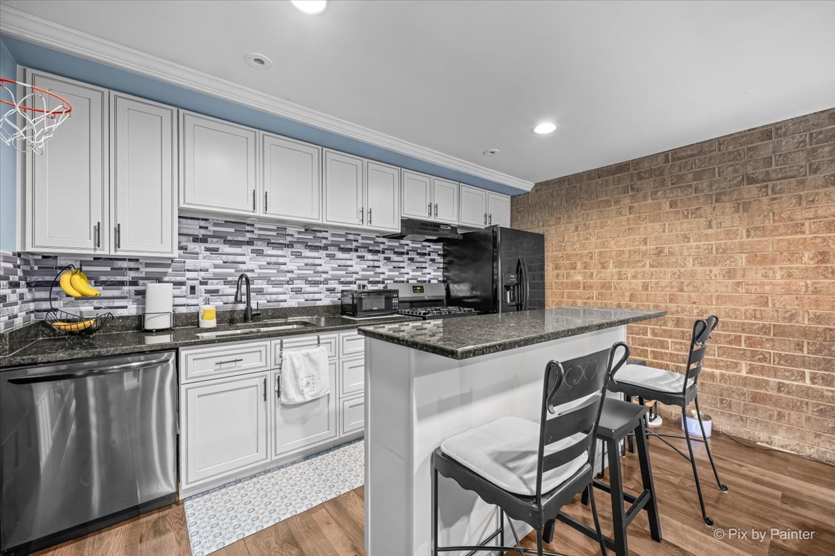 509 Kenneth Circle Elgin, IL 60120 - Photo 14 of 21