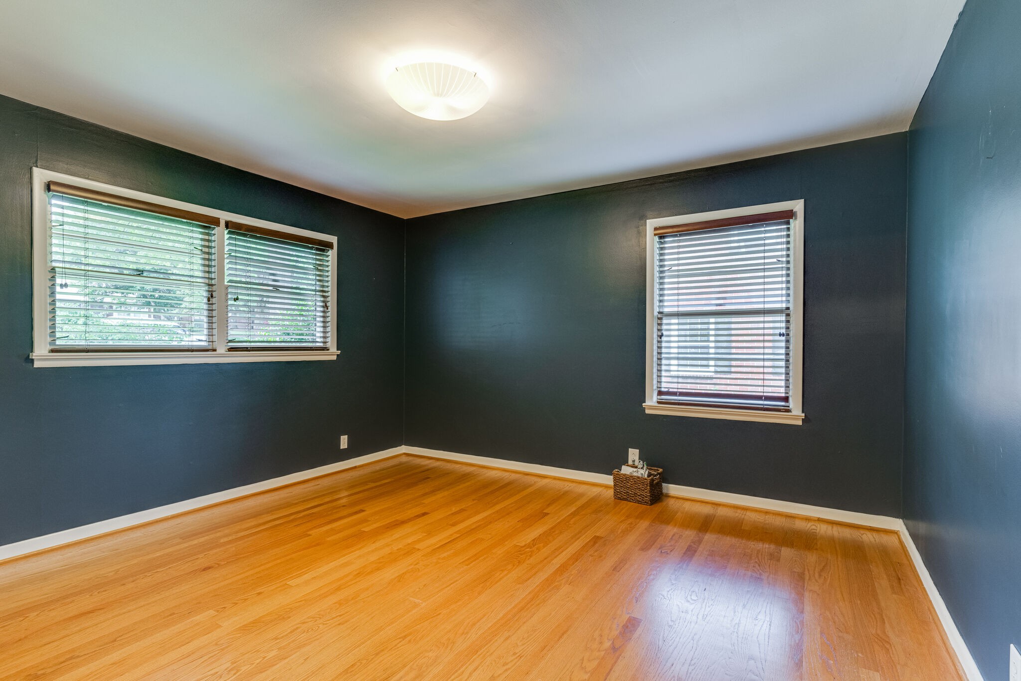 3512 Pleasant Valley Road Nashville, TN 37204 - Photo 16 of 40 a view of empty room with a window