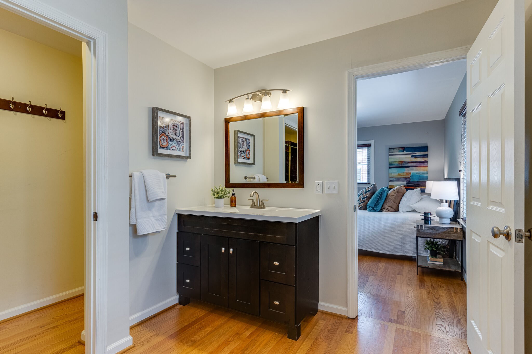 3512 Pleasant Valley Road Nashville, TN 37204 - Photo 20 of 40 a spacious bathroom with a double vanity sink and a mirror