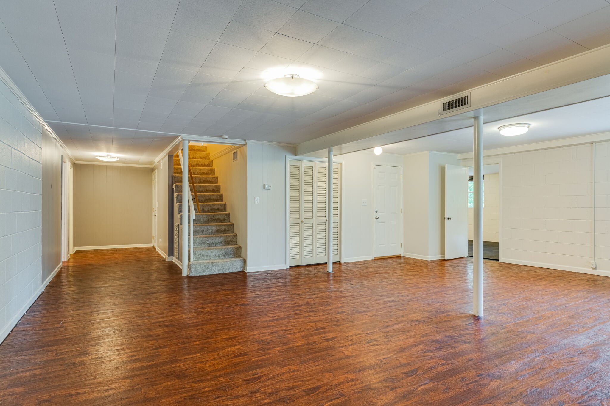 3512 Pleasant Valley Road Nashville, TN 37204 - Photo 28 of 40 a view of an empty room with wooden floor