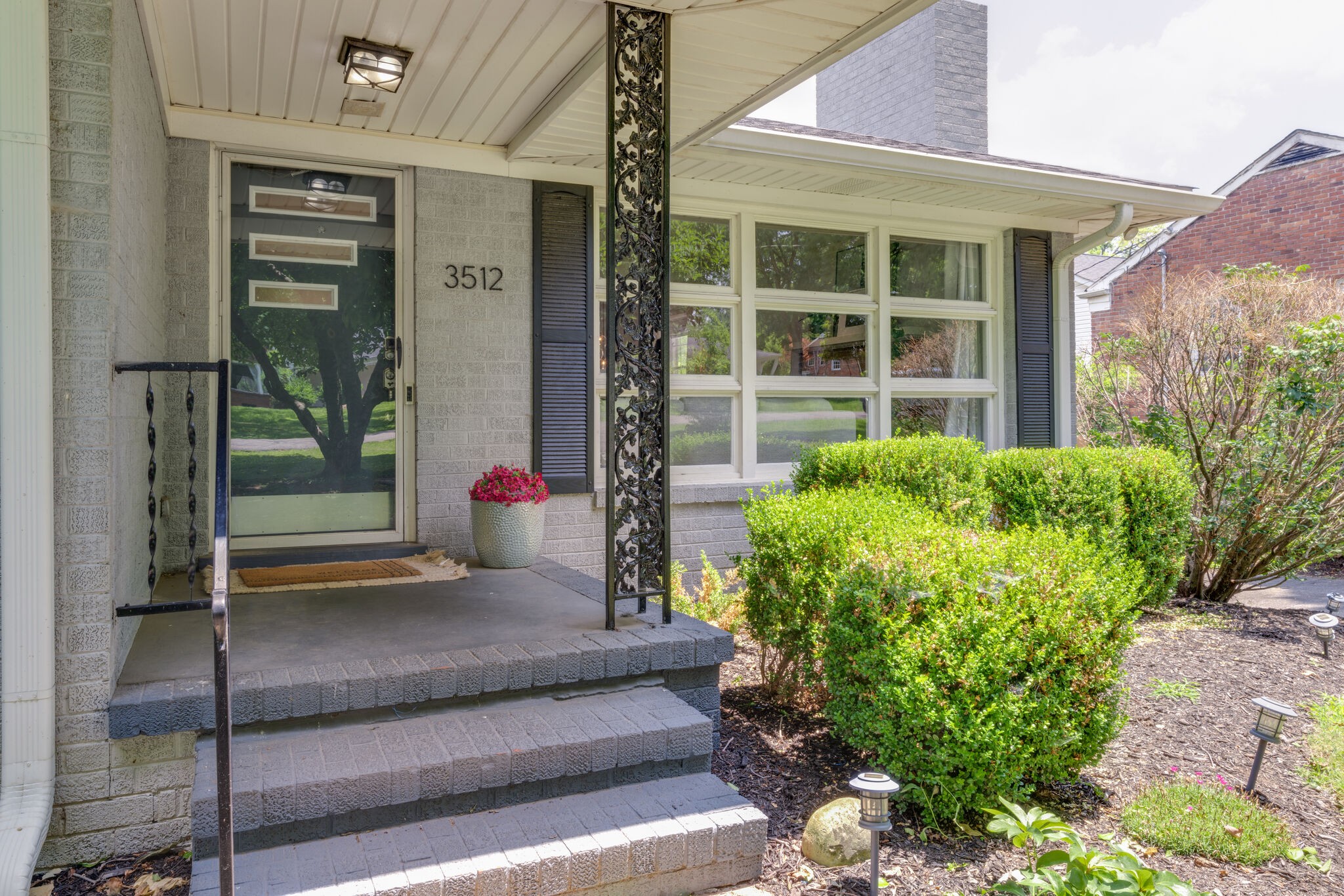 3512 Pleasant Valley Road Nashville, TN 37204 - Photo 4 of 40 a house view with a garden space