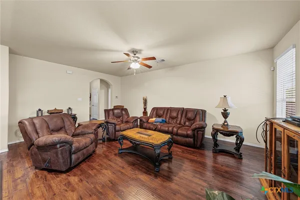 $325,000 | 5822 Ambrose Circle, Temple, TX 76502