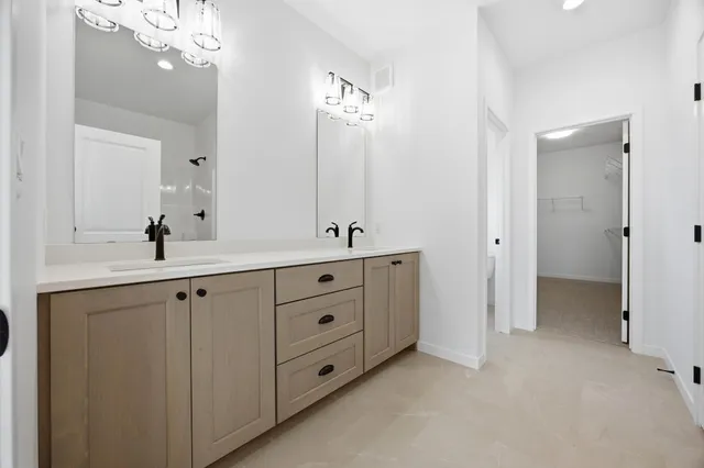 $534,900 | 8438 61st Street South, Horace, ND 58047