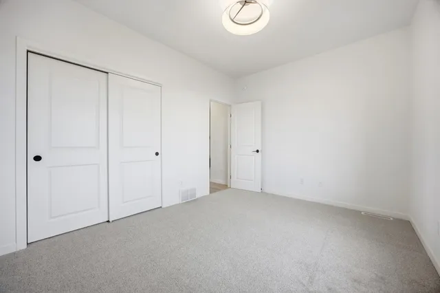 $534,900 | 8438 61st Street South, Horace, ND 58047