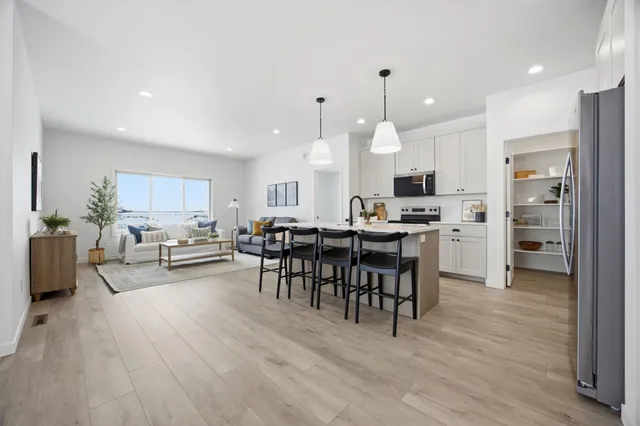 $534,900 | 8438 61st Street South, Horace, ND 58047