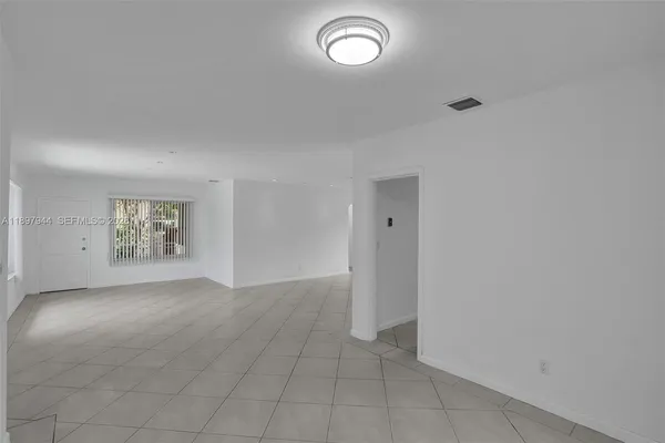 $6,500 | 8851 Byron Avenue, Surfside, FL 33154