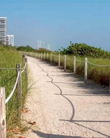 $6,800 | 8851 Byron Avenue, Surfside, FL 33154