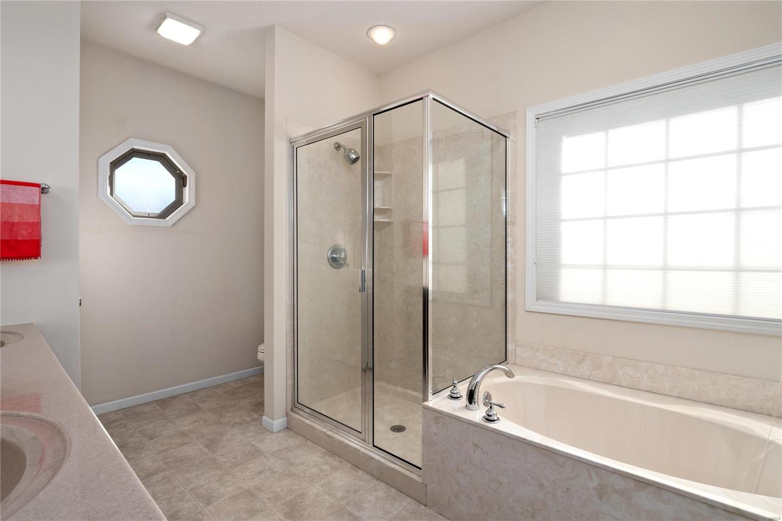 1611 Shadow Ridge Columbia, IL 62236 - Photo 14 of 31 Gallery Image 14