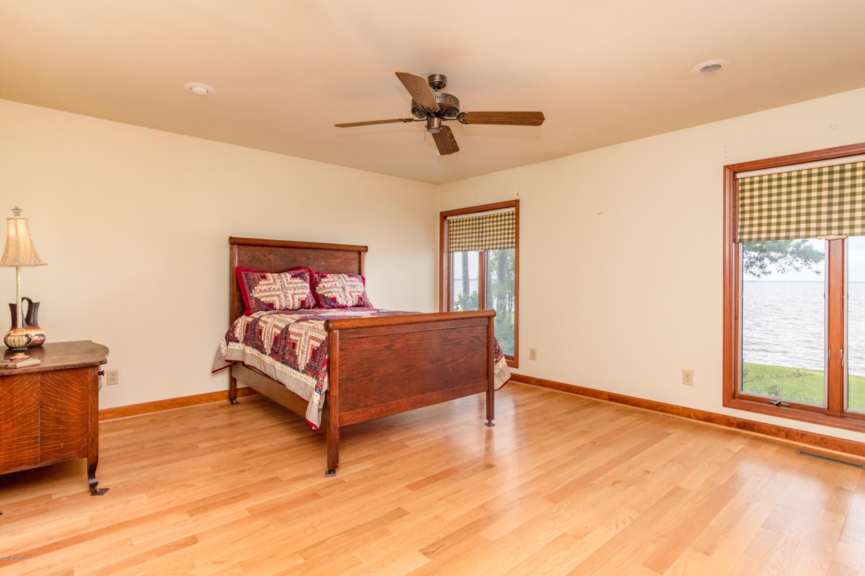822 Ross Road Bath, NC 27808 - Photo 13 of 61 DSC_0517-HDR-Edit