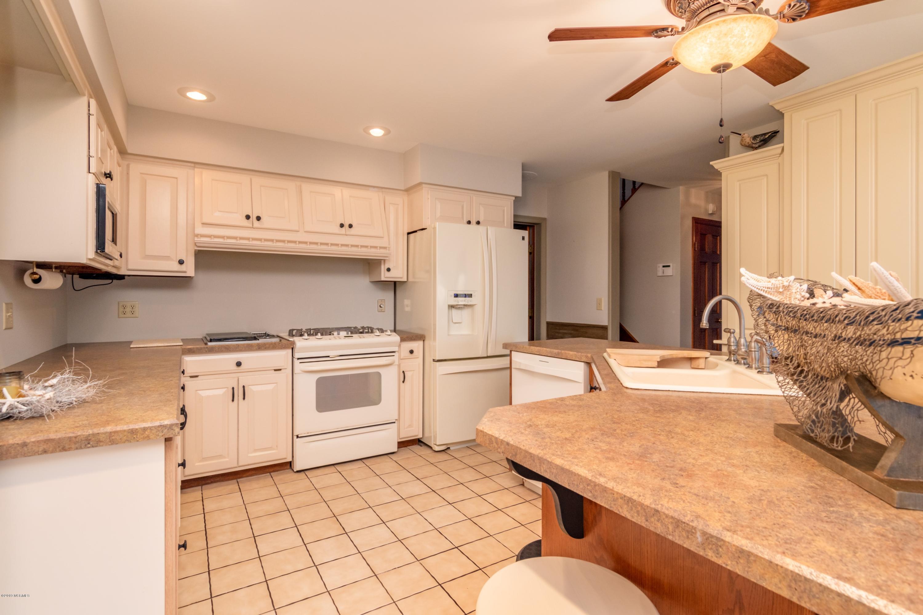 822 Ross Road Bath, NC 27808 - Photo 9 of 61 DSC_0415-HDR-Edit