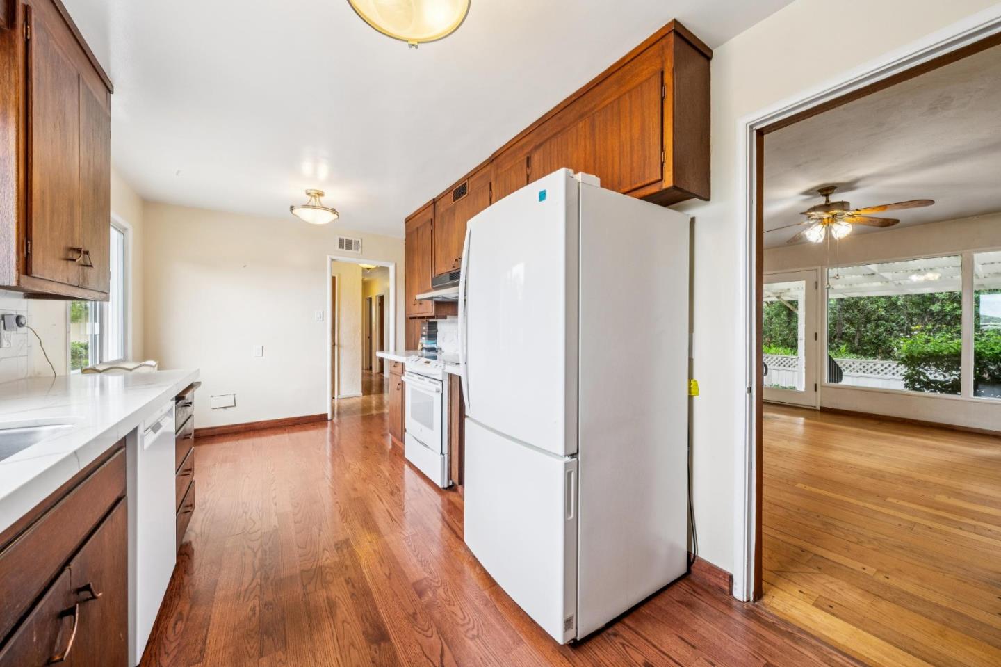1637 Lake Chabot Road San Leandro, CA 94577 - Photo 12 of 46