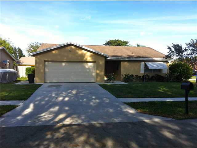 23154 59th Boca Raton, FL 33428 - Photo 1 of 12 Primary Photo