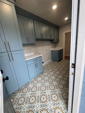 $1,800 | 911 North Spring Street, Grand Saline, TX 75140