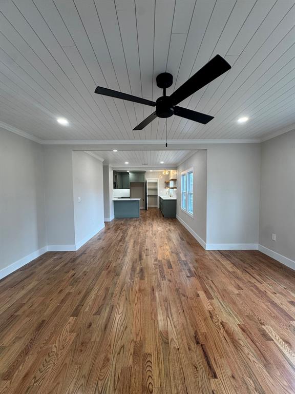 911 North Spring Street Grand Saline, TX 75140 - Photo 2 of 33