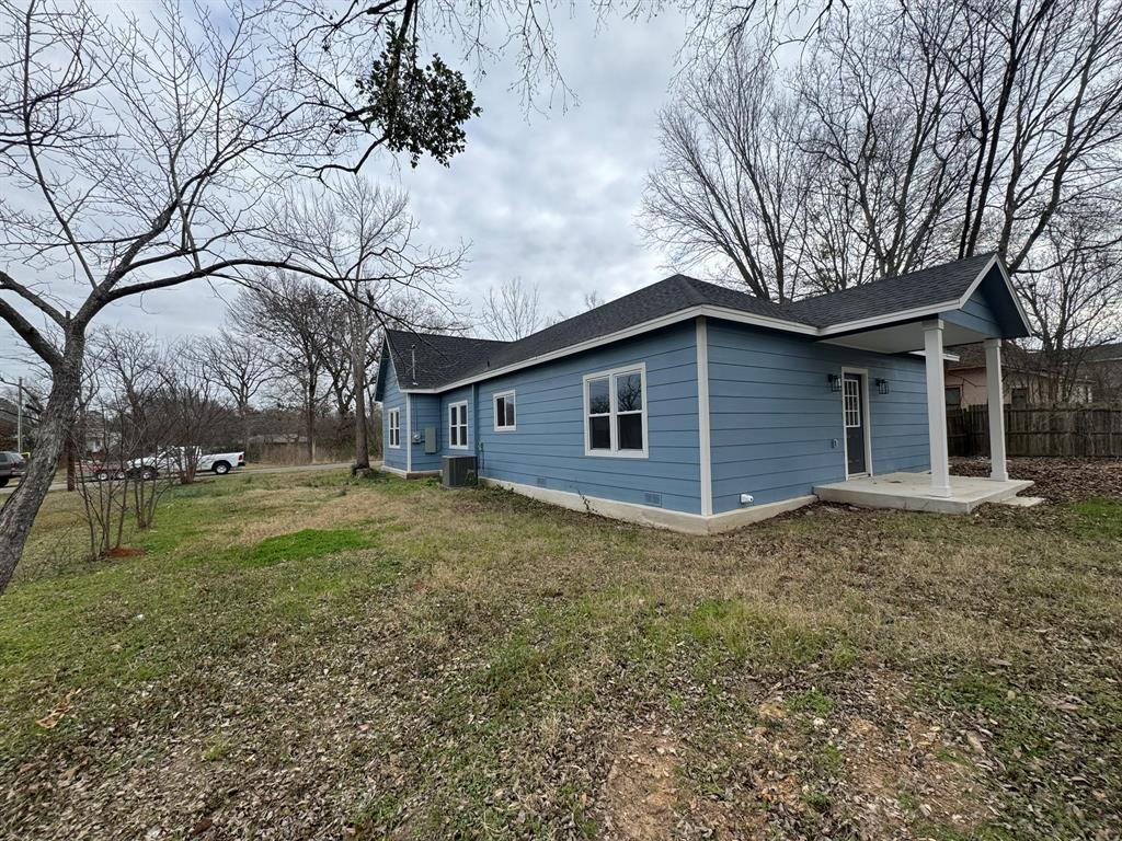 911 North Spring Street Grand Saline, TX 75140 - Photo 32 of 33