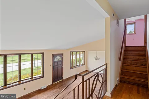 $525,000 | 42 Lincoln Lane, Conshohocken, PA 19428