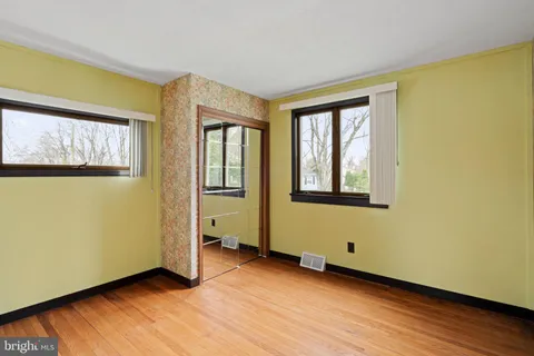$525,000 | 42 Lincoln Lane, Conshohocken, PA 19428
