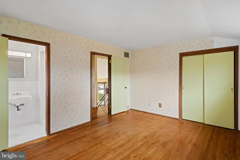 $525,000 | 42 Lincoln Lane, Conshohocken, PA 19428