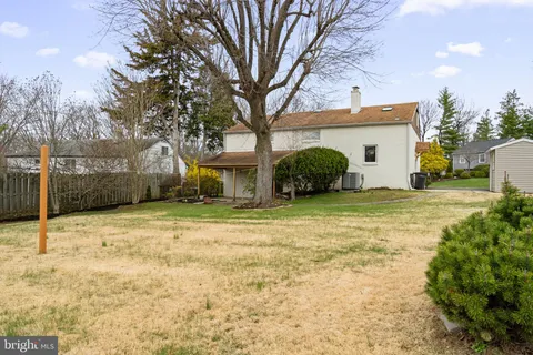 $525,000 | 42 Lincoln Lane, Conshohocken, PA 19428